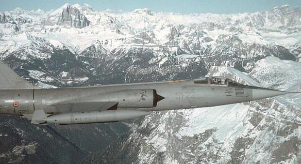 30 maggio 2004 A Pratica di Mare la festa d'addio per il caccia F-104