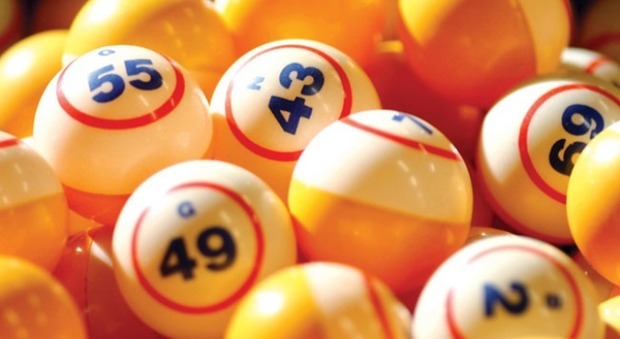 Lotto, le estrazioni del 29 aprile e i numeri vincenti del Superenalotto