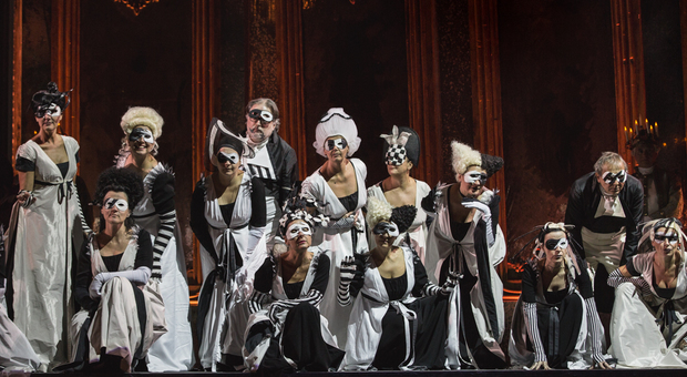 Ballo in maschera. regia di Leo Muscato, con il Maestro Renzetti al teatro San carlo dal 22 al 28 febbraio