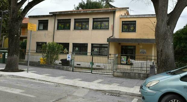 Borgo Chiaro, primaria addio: ad Ascoli sono iniziati i lavori di demolizione