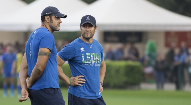 Marco Bortolami, a sinistra, ed Ezio Galon tecnici dello staff del Benetton Treviso