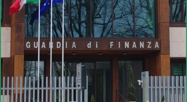 In manette promotore finanziario abusivo: denunciato per 7 milioni di euro