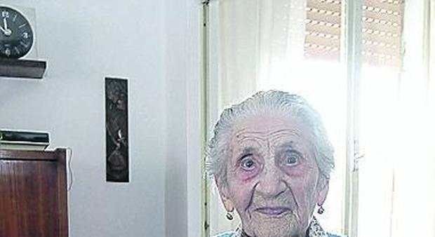 Marcella, 106 anni e 5 figli in scia «Il suo segreto? Non si annoia mai»