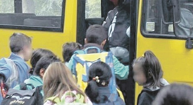 Pesaro, sicurezza all'entrata e all'uscita dalle scuole: in arrivo mini Ztl e zone di sosta “stop and go”