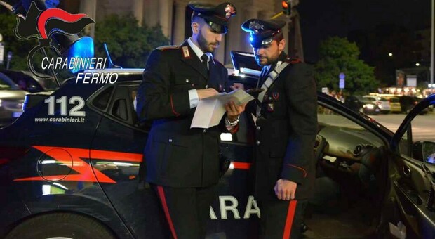 I carabinieri al lavoro, foto generica