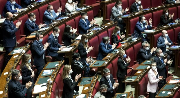 Governo Meloni, i tempi: il 13 prima riunione del Parlamento, esecutivo entro il 25 ottobre (salvo imprevisti)