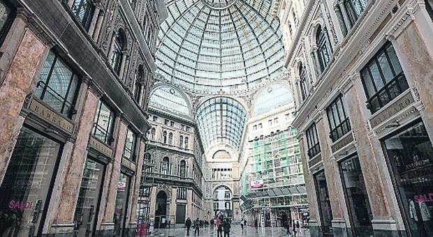 Galleria Umberto I di Napoli, grandi brand per i locali sfitti: «Sprint dopo la bonifica»