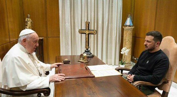 Vaticano costretto a correggere Papa Francesco sulla Russia, non si riferiva all'imperialismo di Putin