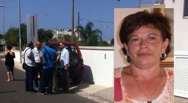 Orrore in Salento, coniugi uccisi in casa: massacrati con un'arma da taglio