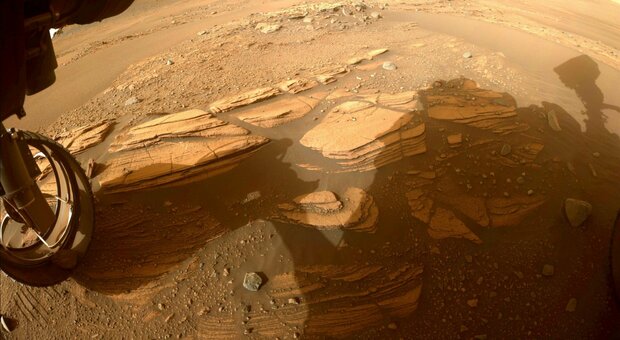 Marte, trovate rocce con molecole organiche. La Nasa: «Forse spie della vita passata»