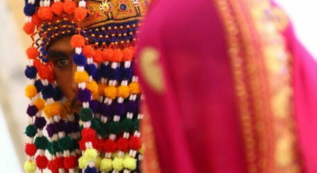 Annullato matrimonio combinato in India: «Ora posso sposare l'uomo che amo». Mandeep, minacciata di morte dalla famiglia