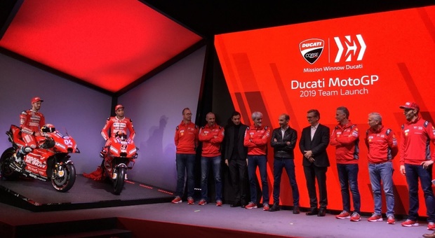 Moto Gp, presentata la nuova Ducati: Dovizioso: «Lotterò per il titolo»