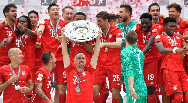 Bayern festa doppia: titolo più l'addio a Ribery e Robben
