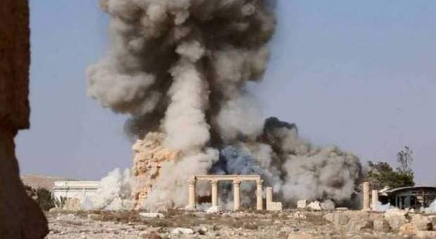 Isis, le immagini della distruzione del tempio Baal Shamin a Palmira FOTO