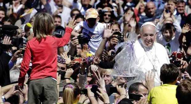 Il Papa: «Cambiare la nostra vita non è fare maquillage ma risorgere»