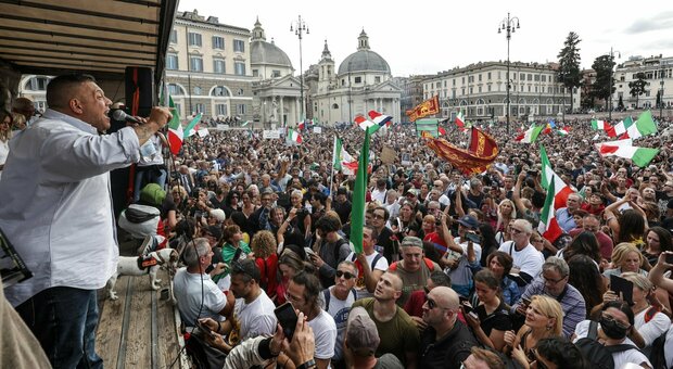 Scontri a Roma, allarme Ue: «A rischio le democrazie»