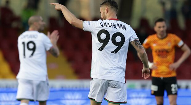 Benevento-Ternana 1-2 in rimonta e la promozione diretta è più lontana