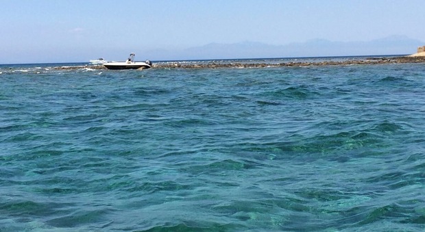 Castellabate, barca si incaglia a Punta Licosa: salvate sei persone