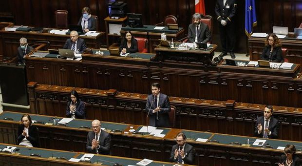 "Cura Italia" è legge, da sanità a bonus autonomi: Governo risponde alla crisi