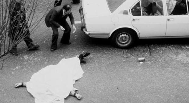 La strage di via Fani in una foto d'archivio Ansa