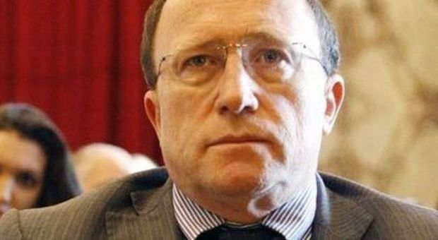 Campania, Bonavitacola annuncia le dimissioni da parlamentare