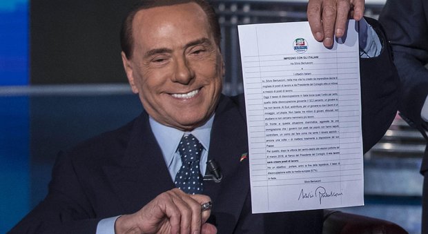 Berlusconi va da Vespa e firma un nuovo contratto con gli italiani