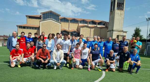 Periferie, torneo di calcio tra architetti e ingegneri a Ponticelli