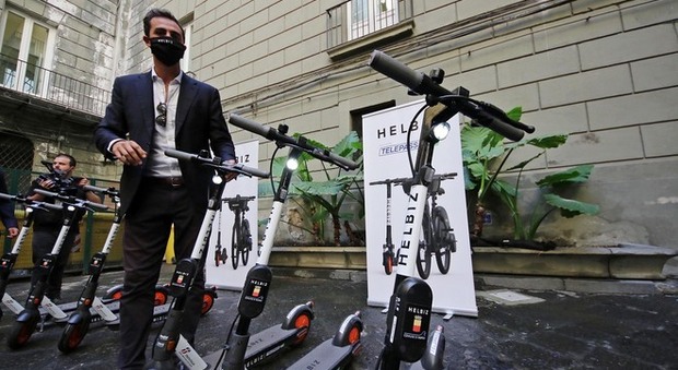 Smart mobility a Napoli, monopattini elettrici per tutti con il servizio di sharing