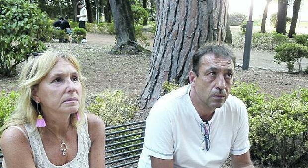 Valeria Fioravanti morta a 27 anni per meningite (scambiata per mal di testa), i genitori: «Vogliamo giustizia»