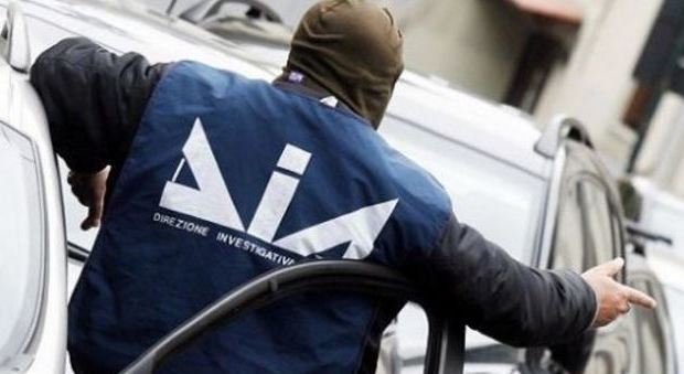 Palermo, blitz antimafia della Dia: 38 arresti. La donna del boss a capo della cosca