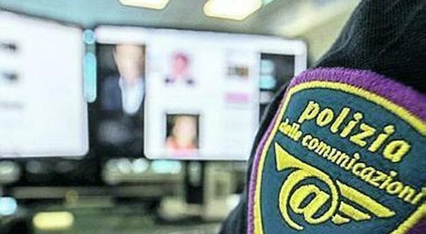 Latina, dipendente comunale regista via Skype di filmati pedopornografici, arrestato