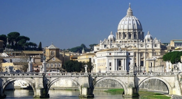 Un'evasione fiscale di 5 miliardi: il Vaticano ha il 20% degli immobili in Italia