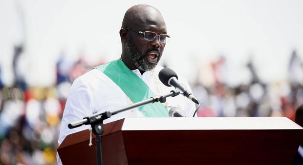 Liberia, George Weah presta giuramento da presidente: «Una nuova era»