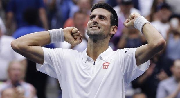 Il tennis riparte da Abu Dhabi: tornano in campo Djokovic e mamma Serena