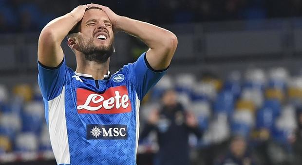 Mertens trova l'accordo con l'Inter, ma con il Napoli non è ancora finita