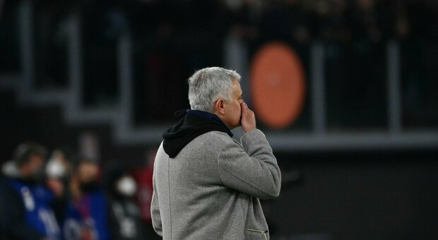 José Mourinho (58), alla seconda esperienza in Italia dopo gli anni all'Inter