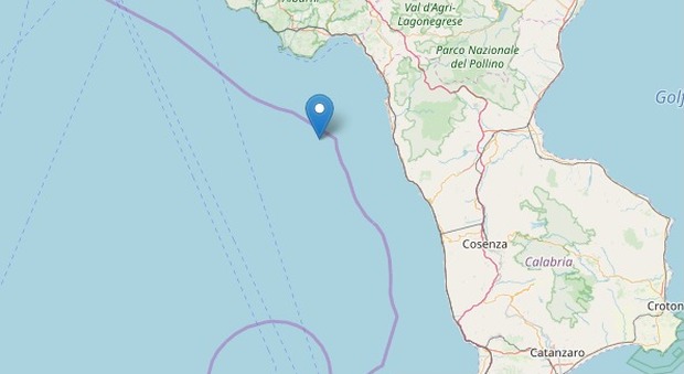 Terremoto in Calabria, scossa di magnitudo 4.4, paura e gente in strada
