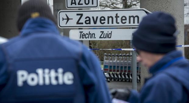 "Altri terroristi dell'Isis inviati in Europa": il governo belga tiene l'allerta a livello 3