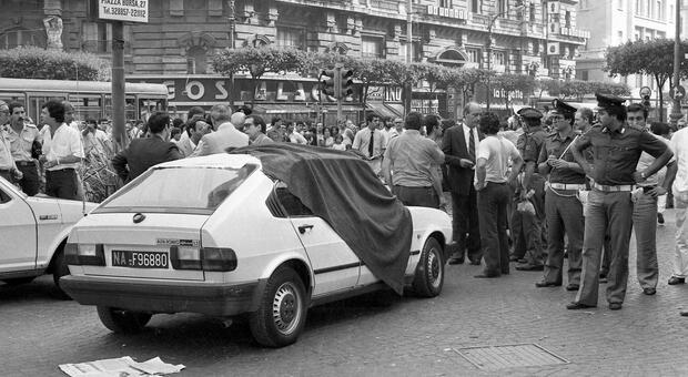 Il delitto Ammaturo nel 1982 in piazza Nicola Amore