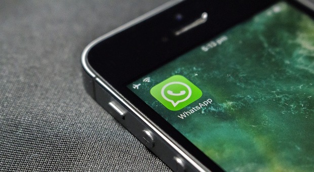 WhatsApp, con la nuova versione di Android molti utenti penalizzati: ecco perché