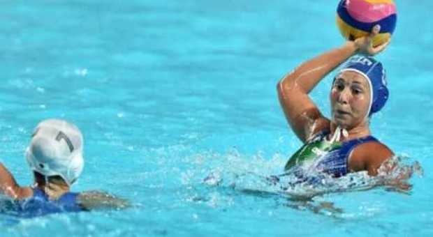 Mondiali di nuoto, Setterosa ai quarti: facile vittoria sul Brasile 15 a 6. Quarto posto per il Team Event, il triangolo in acqua