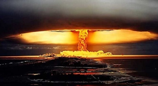 Bomba atomica o catastrofe: i 5 consigli per salvarsi dall'apocalisse