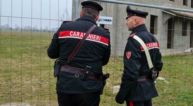 Un sopralluogo dei carabinieri (foto d'archivio)