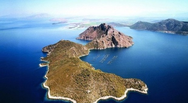 L'isola di Nafsika in vendita a soli 6,9 milioni di euro sul sito Private Island online