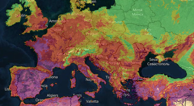 Incendi in Europa, i satelliti Sentinel della rete Copernicus "prevedono" le fiamme: ecco le aree più a rischio