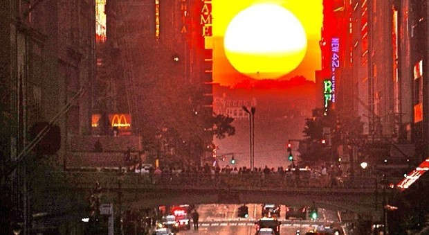 Manhattanhenge, il magico tramonto di New York che si ripete ogni anno