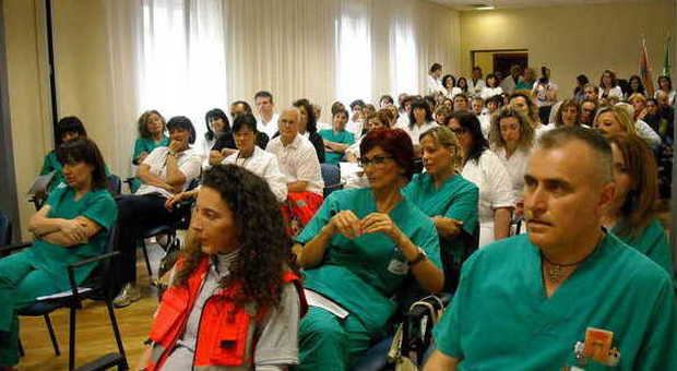 Parma, in settemila al concorso pubblico per un posto da infermiere