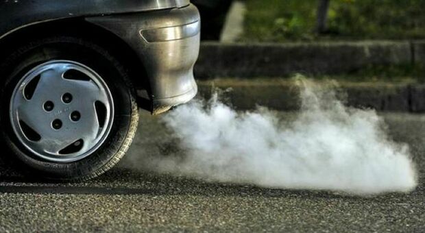 Troppe polveri sottili: nuove limitazioni a traffico, stufe e camini a Frosinone fino all'1 gennaio