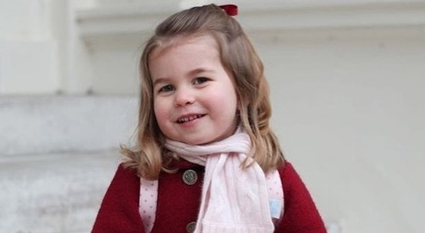 Kate Middleton non pettina i capelli alla figlia Charlotte: ecco perché