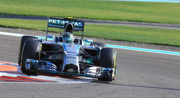 GP Abu Dhabi: pole a Rosberg Raikkonen nono, Alonso decimo